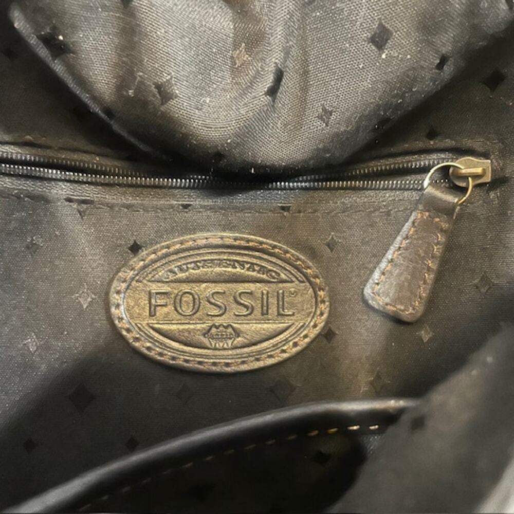 Fossil VTG Revival Flap, Black Leather Crossbody Bag - Picture 10 of 11